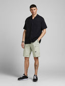 12106659_pe-2021-jackjones-12185890-noah-cargodrizzle_2_p.jpg