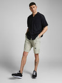 12106659_pe-2021-jackjones-12185890-noah-cargodrizzle_3_p.jpg