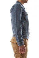 132560090_pe-2022-levis-72334-0574-the-truckerx4786-skyline-trucker_6_p.jpg