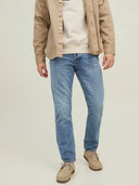 135778624_pe-2022-jackjones-12207192-mikeblue-denim.jpg