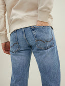 135778624_pe-2022-jackjones-12207192-mikeblue-denim_4_p.jpg