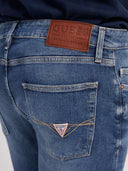 136792818_ai-2022-guess-m2yan1-d4q42-miami2crm-carry-mid_5_p.jpg