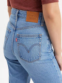 137631094_pe-2022-levis-72693-0130-l29-ribcagez0569-light-ind_4_p.jpg