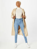138500420_pe-2022-levis-18882-0514-721-high-skinnyrio-lowdown_3_p.jpg