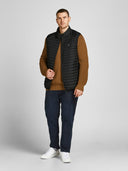 139667432_replace-jackjones-12205347-bodywarmer-collarblack_3_p.jpg