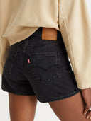 140089935_pe-2023-levis-a4695-0000-80s-mom-shortnot-to-interrupt_4_p.jpg