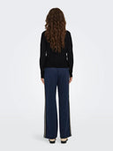 143816799_replace-only-15333985-v-neckblack_3_p.jpg
