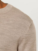 146376754_ai-2024-jackjones-12216817-merino-crewgreige_4_p.jpg