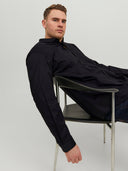 146397050_replace-jackjones-12235157-cardiffblack_3_p.jpg