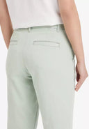149697194_replace-levis-a4673-0009-essential-chimosea-foam_5_p.jpg