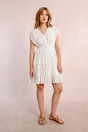 156237426_pe-2025-molly-bracken-g925deoffwhite.jpg