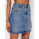 16562838_pe-2021-levis-77882-0044-deconorinda.jpg