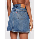 16562838_pe-2021-levis-77882-0044-deconorinda_3_p.jpg