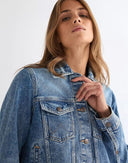 20768468_pe-2026-wrangler-112378319blue-bird_1_p.jpg