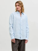 21060907_pe-2026-jackjones-12293563-lawrence-linenchambray-blue.jpg