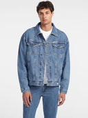 21436905_pe-2025-guess-jeans-m4yn38-d5d02-trucker-oversizegam1-artistic-md-w.jpg