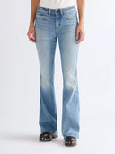 21624552_pe-2026-wrangler-112378170-montanaamerican-blue.jpg