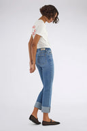 21711980_pe-2026-gas-jeans-star-crop-flare-69mm69mm-stone-wash_1_p.jpg