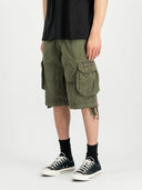 21826594_pe-2026-alpha-industries-191200-jet-short142-dark-olive.jpg