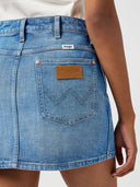 21992455_pe-2025-wrangler-112362711-minidenim-medium-blue_2_p.jpg