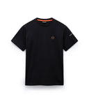 22162154_pe-2025-napapijri-s-badge-np0a4i3n0411-black.jpg