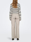 22229921_pe-2025-only-15334261-carriechateau-gray_3_p.jpg