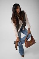 2225717_ai-2026-guess-fltwy1-sue10-wynietan_5_p.jpg