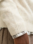 22460992_ai-2025-jackjones-12286881-blasimonsilver-lining_2_p.jpg