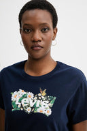 22834360_ai-2026-levis-17369-3434-the-perfect-teedaisy-bw-navy-blazer_2_p.jpg