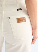 23541804_pe-2026-wrangler-1123782115-inch-swan_3_p.jpg