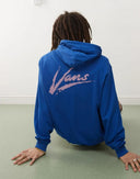 23634641_pe-2025-vans-vn000k4j-brush-script-loose7wm1-trbi_1_p.jpg