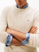 23719407_ai-2025-tommy-hilfiger-mw0mw28046-pima-org-ctn-cashmerehgf-heathered-oatmilk_1_p.jpg