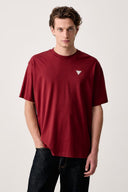 23740450_ai-2026-guess-jeans-m4yi46-k8fq4-triangle-teea50u-vineyard.jpg