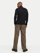 23888572_ai-2024-jackjones-12258474-pannel-knitblack_4_p.jpg