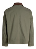 24027643_pe-2026-jackjones-12288889-graham-workerdusty-olive_5_p.jpg