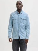 24220344_pe-2026-jackjones-12289219-westerndenim-light.jpg