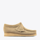 24280325_pe-2026-clarks-wallabee-26188318beige_1_p.jpg
