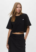 24491823_ai-2025-vans-vn000p5qblk1-w-salton-tee-cropblack.jpg