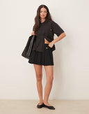 24698333_replace-dickies-unionville-skirt-dk0a4z87blk1_3_p.jpg