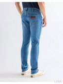 24983018_pe-2026-wrangler-112378819-larstonlight-visual_2_p.jpg