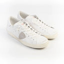 25232668_pe-2026-philippe-model-paris-prlu-fg01-parisdrapeau_blanc.jpg
