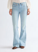 25349288_pe-2026-wrangler-112378282-montanacourt-teal.jpg