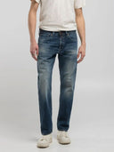 25358470_pe-2025-replay-m1039r814836-derickmedium-blue-denim.jpg