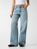 25626506_ai-2026-guess-jeans-g11-w4ba0y-d5ccagjrv-river-light-vintage.jpg