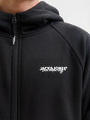 25769415_ai-2025-jackjones-12278609-hatcherblack_4_p.jpg