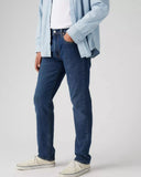 25779346_pe-2026-levis-29507-1636-502-tapersea-lightweight.jpg