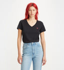 26046868_ai-2024-levis-85341-0049-perfect-vneckblack.jpg