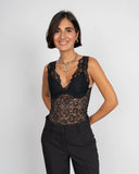 26157585_ai-2025-pieces-17159032-linablack_1_p.jpg