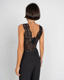 26157585_ai-2025-pieces-17159032-linablack_2_p.jpg