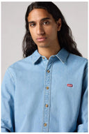 26565641_ai-2025-levis-86625-0065-battery-shirtosborne-light-wash_1_p.jpg